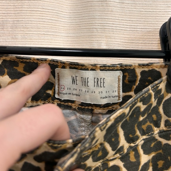 WE THE FREE Cheetah Skinny Jeans - Picture 2 of 2